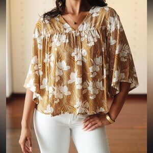 Kahulale’a - Top Ka’ala Sweet Awapuhi Ke’oke’o in Golden